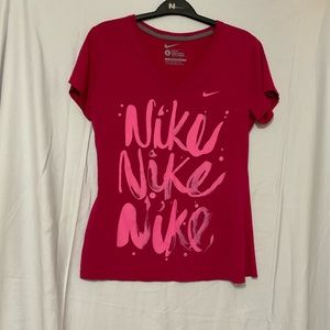 T-shirt, Nike Women’s slim fit t-shirt